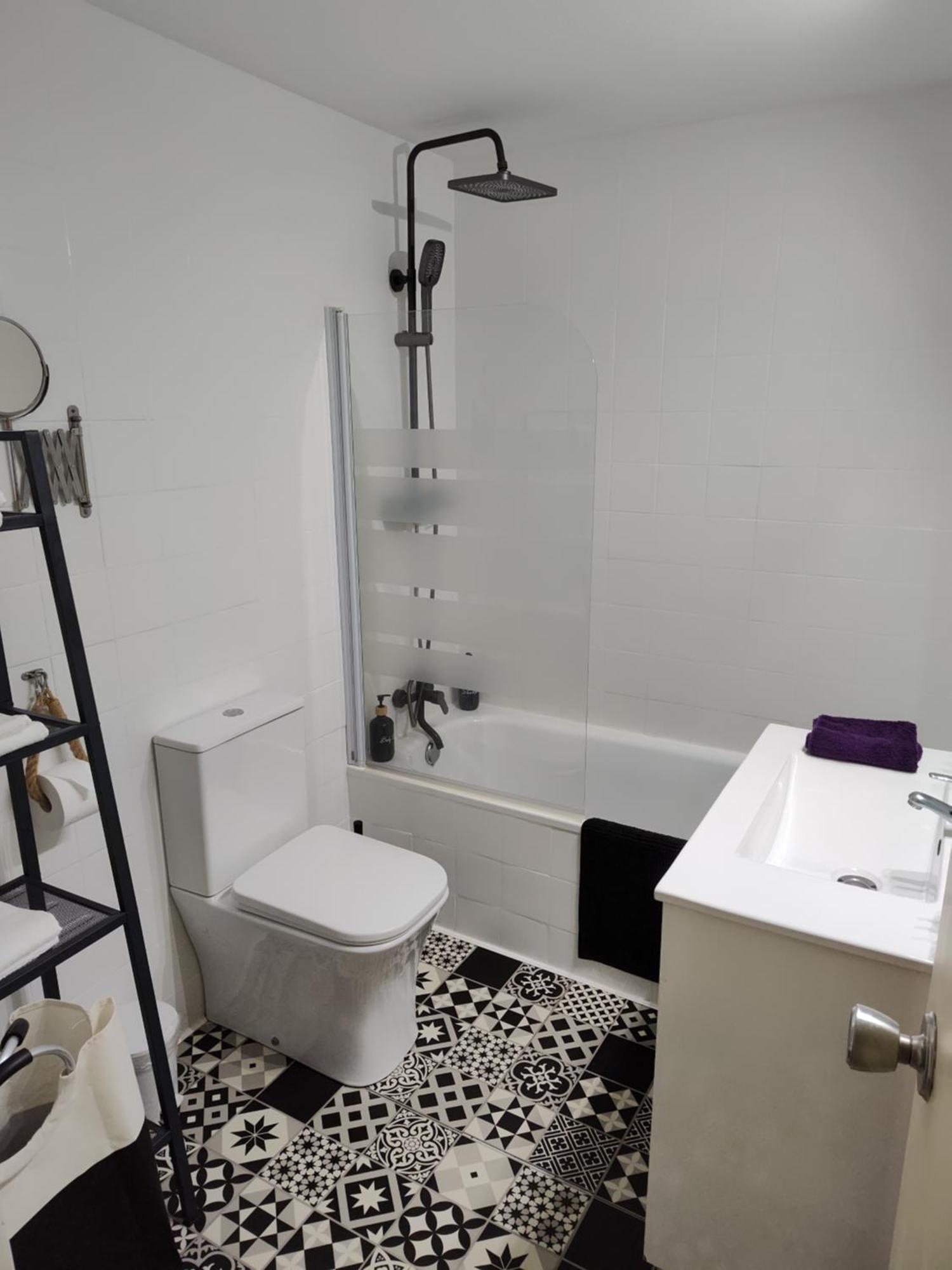 Apartamento Entero Con Desayuno Incluido Y Parking Gratuito, A 3 Km De Playa Con Aire Acondicionado Muskiz Zewnętrze zdjęcie